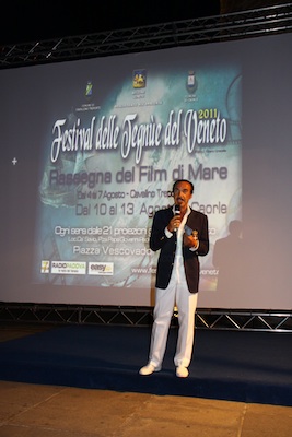 Due parole di presentazione da parte del Direttore del Festival, Alvaro Gradella.